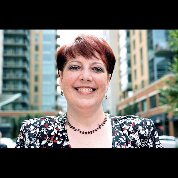 Meet your Posher, Teresa - Picture 1 of 1